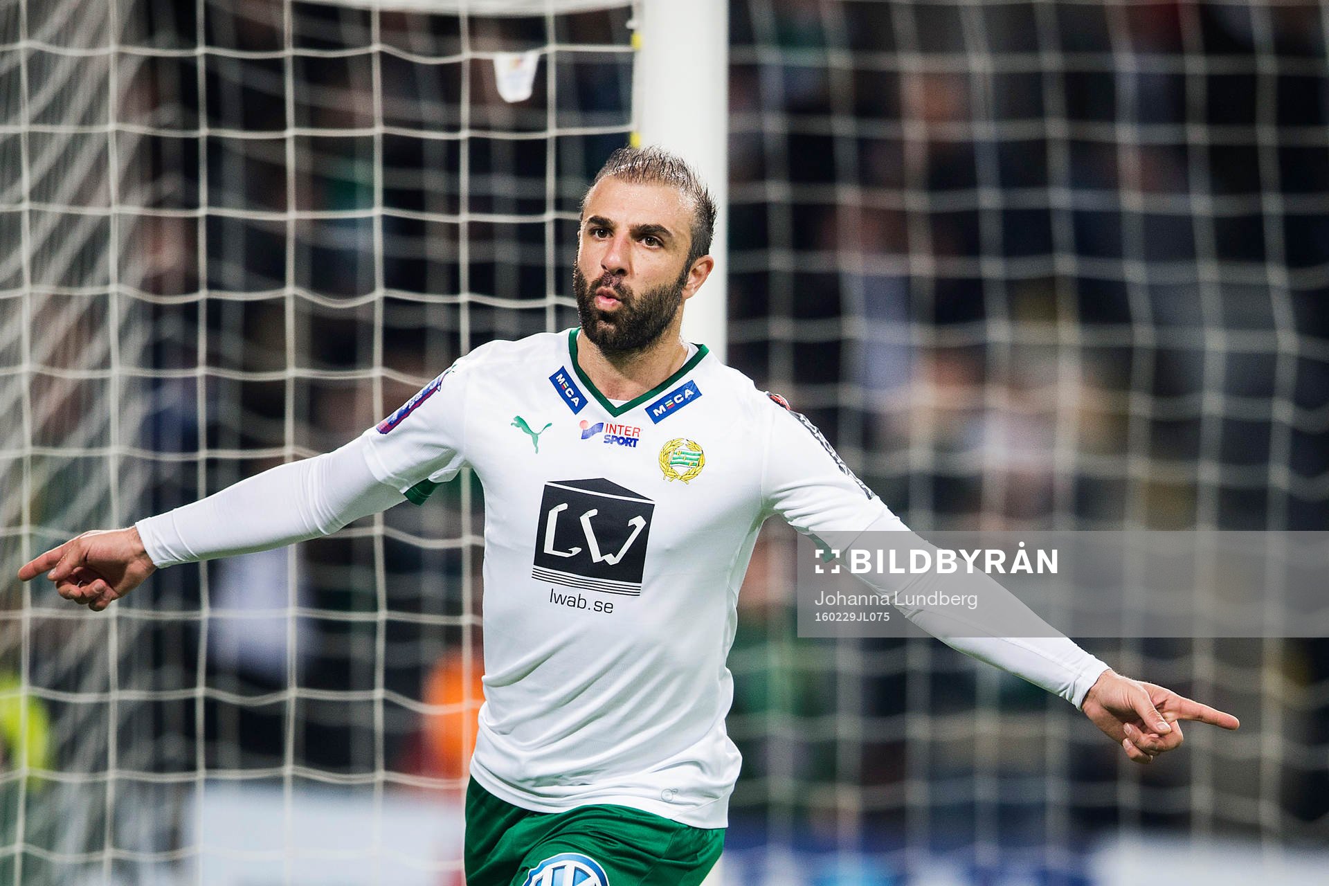 Hammarbys Kennedy Bakircioglu gör 2-2 på straff och jublar