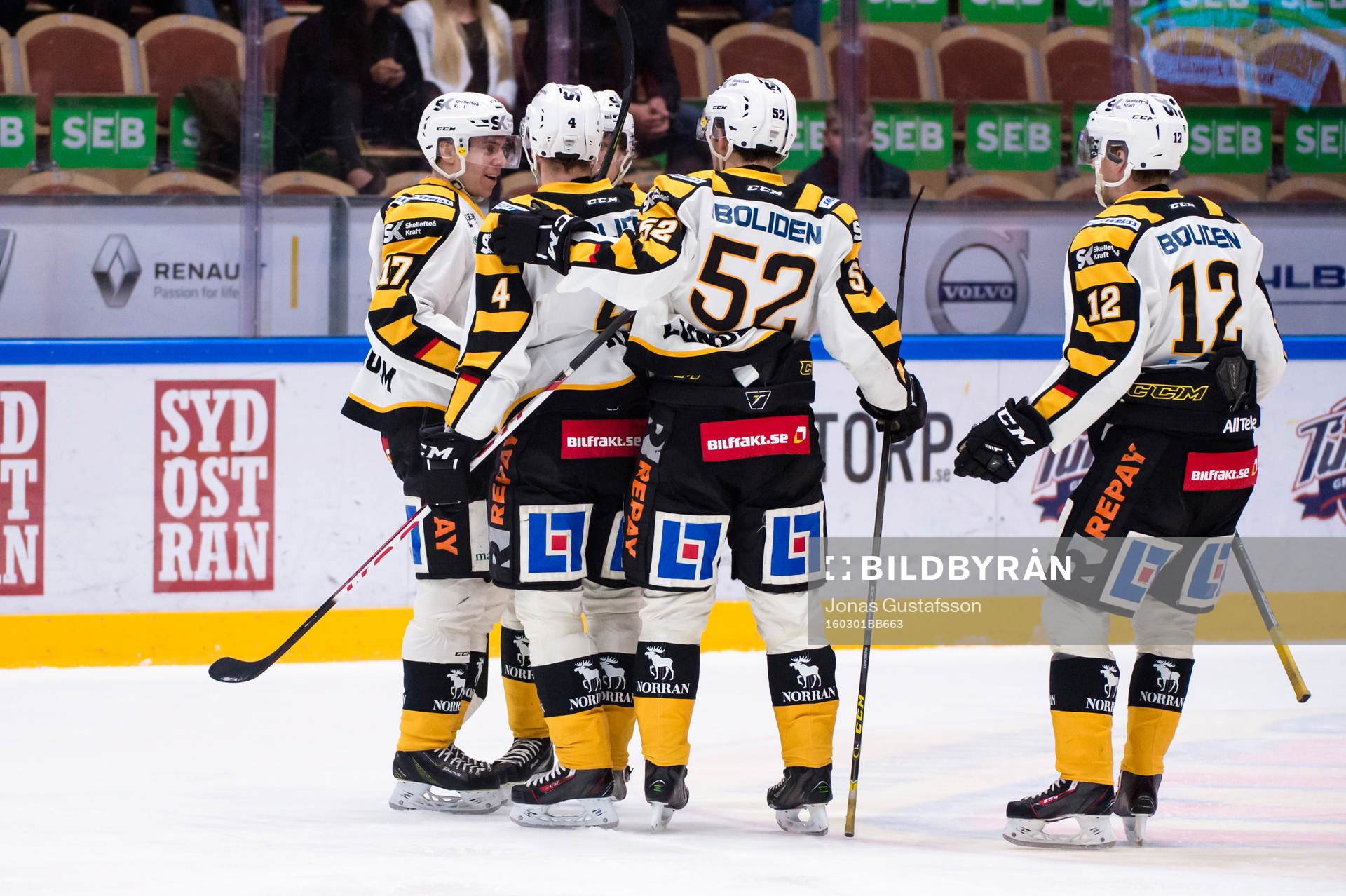 Skellefteås Pär Lindholm gör 1-0