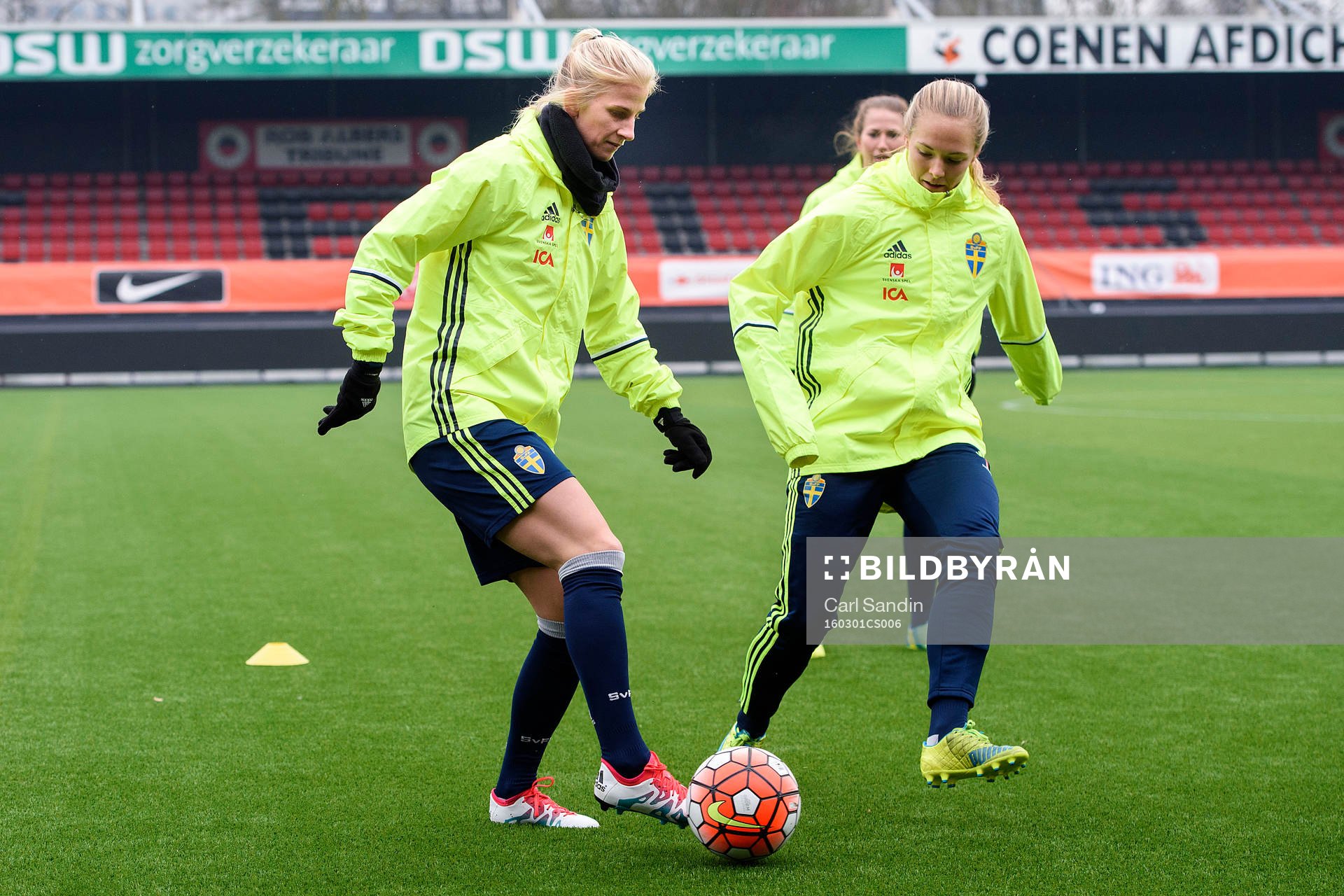 Sveriges Sofia Jakobsson och Magdalena Ericsson