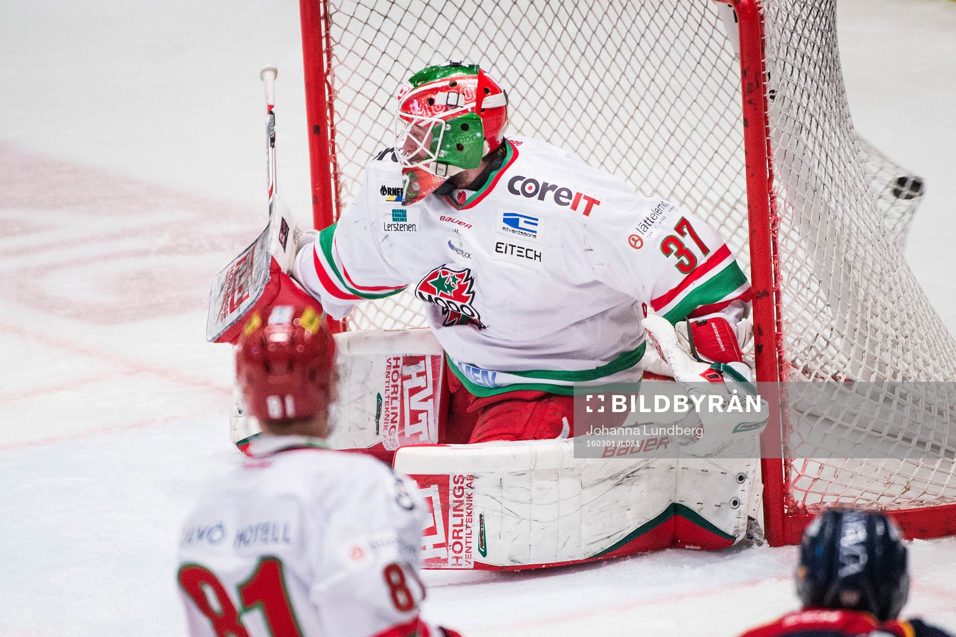 Modos målvakt Adam Reideborn släpper in 4-2