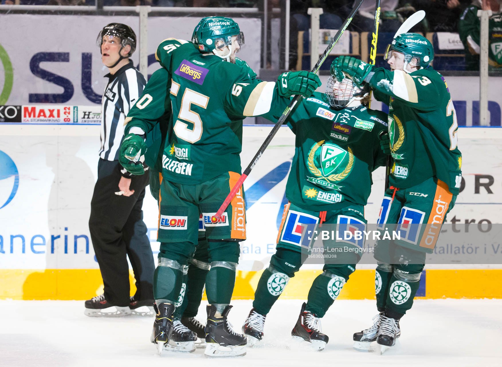 Färjestads Niclas Arell jublar