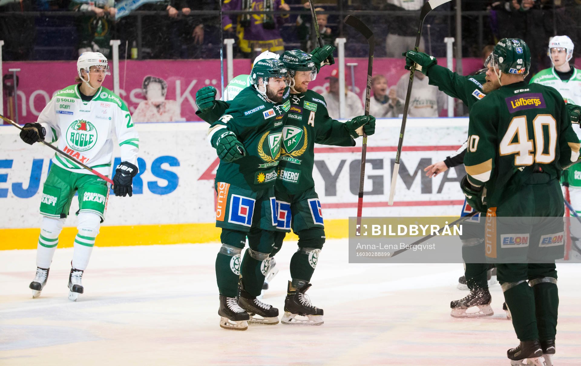 Färjestads Milan Gulas jublar
