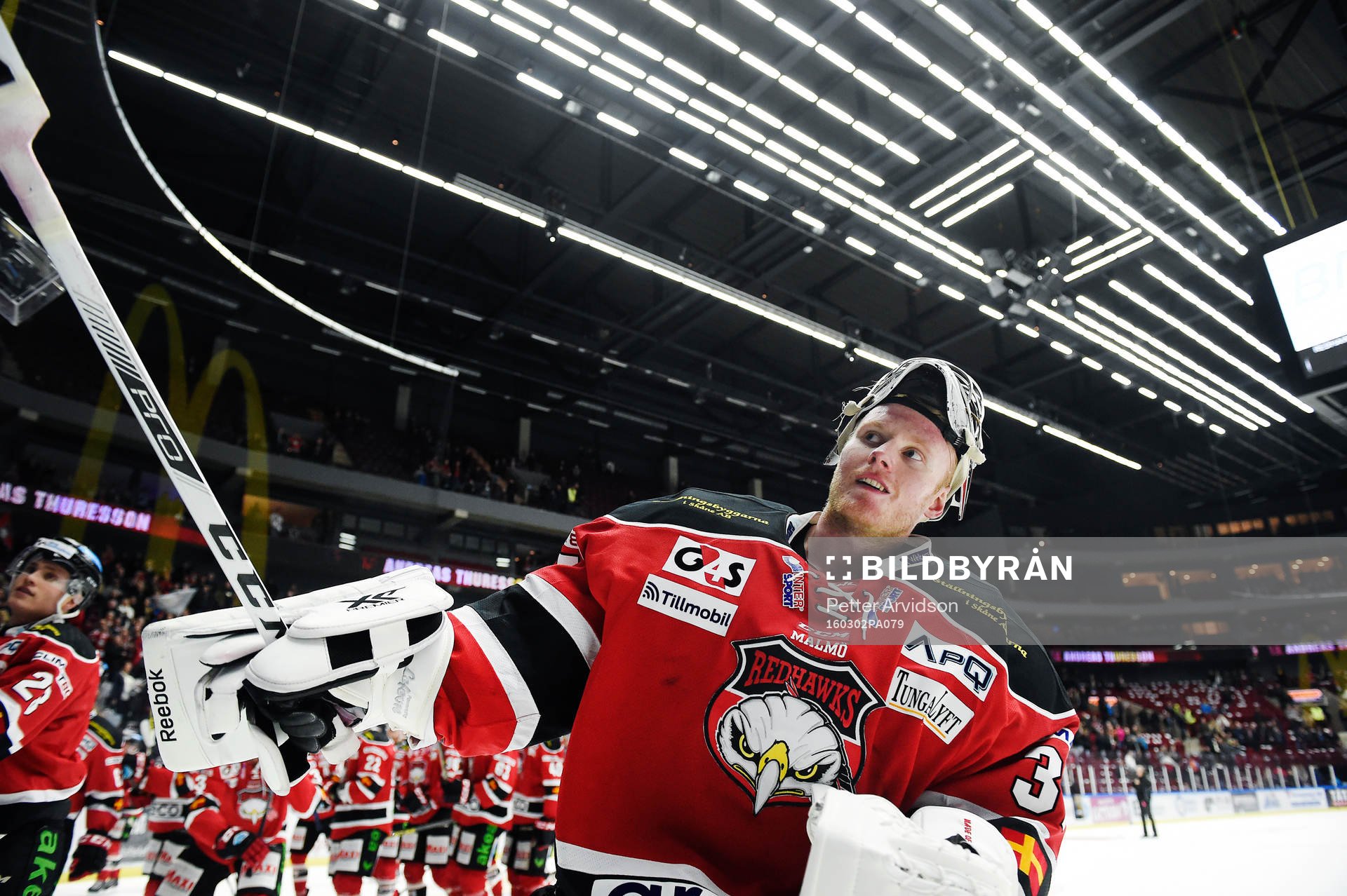 Malmö Redhawks målvakt Jonas Gunnarsson jublar