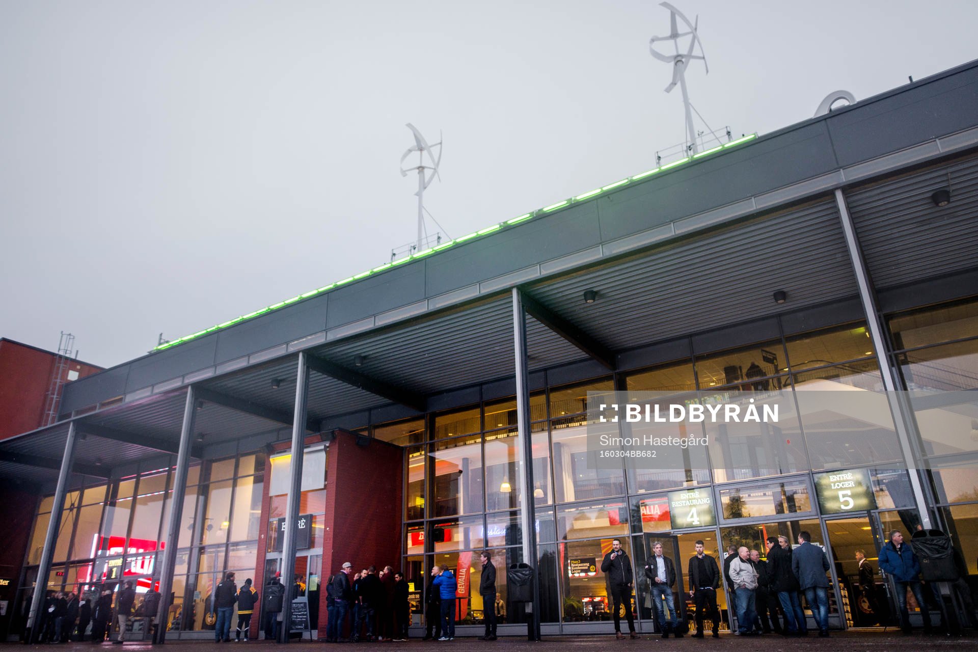 Entrén till Gavlerinken Arena före ishockeymatchen i SHL