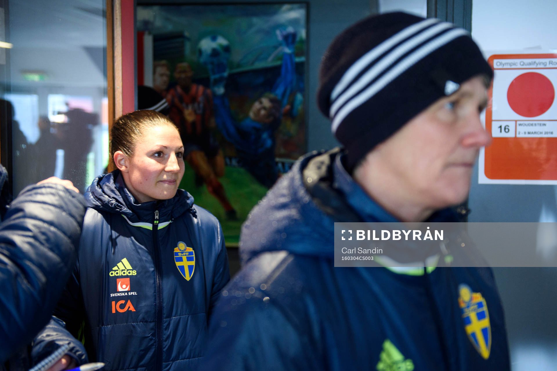 Sveriges Josefin Johansson och förbundskapten Pia Sundhage