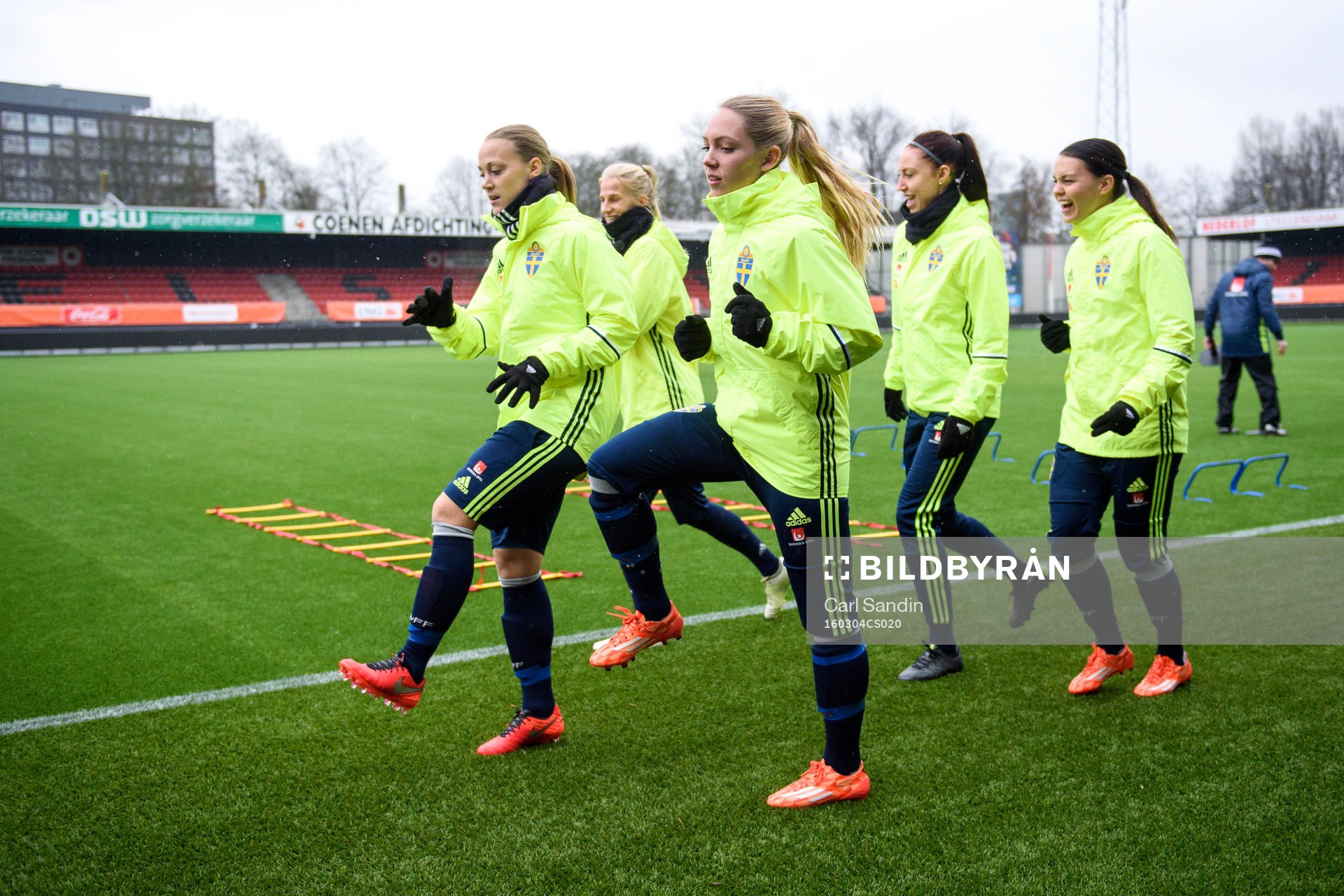Sveriges Freja Hellenberg, Sofia Jakobsson, Elin Rubensson,