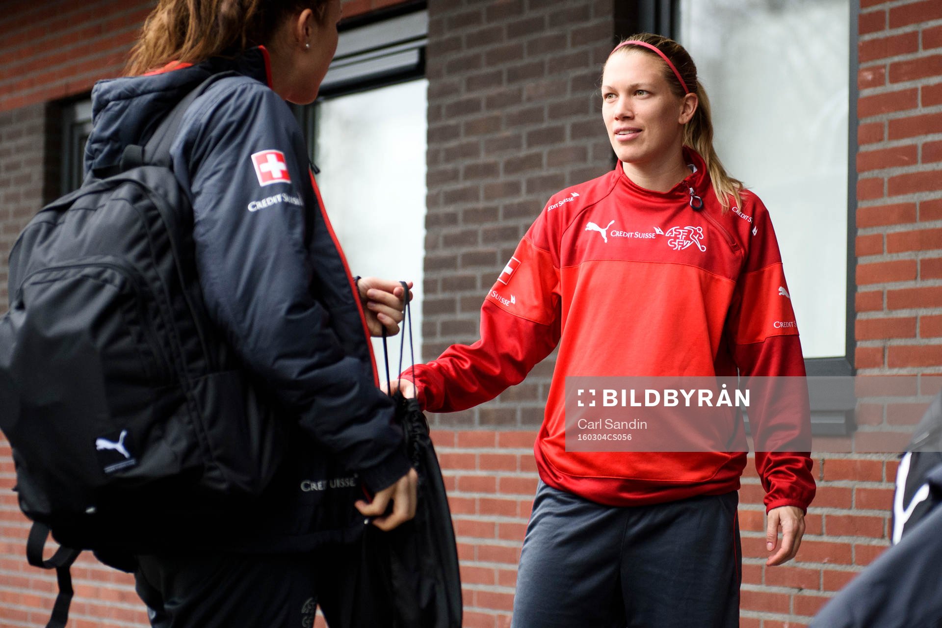 Schweiz Lara Dickenmann innan en träning med det