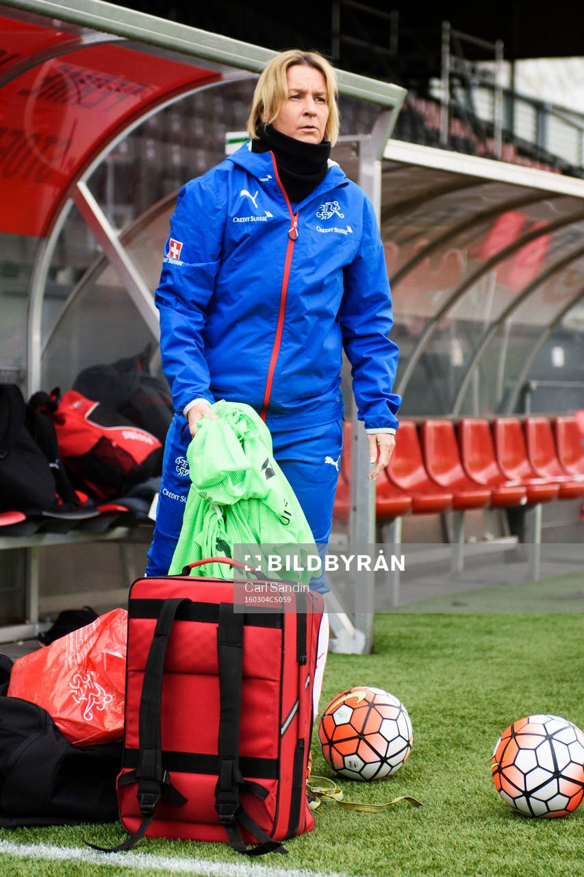 Schweiz förbundskapten Martina Voss-Tecklenburg