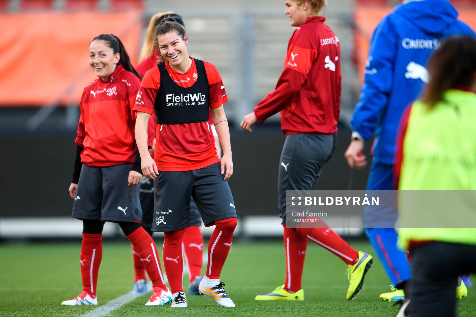 Schweiz Ramona Bachmann under en träning med det schweiziska damlandslaget i fotboll den 4 mars 2016 i Rotterdam.
