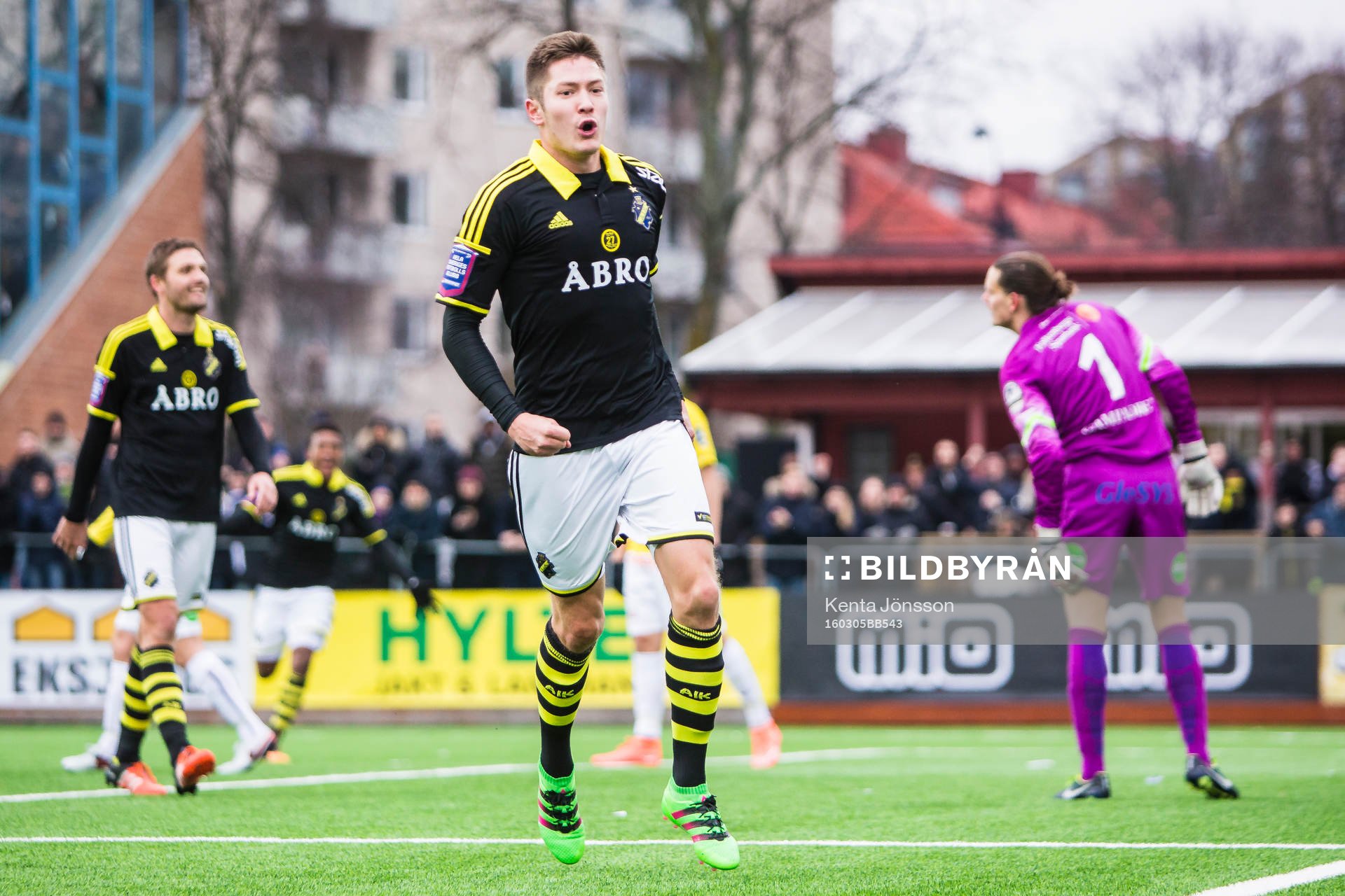 s Haukur Hauksson jublar