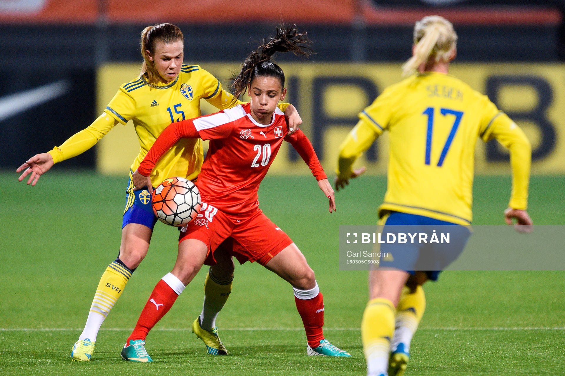 Sveriges Jessica Samuelsson och Schweiz Meriame Terchoun