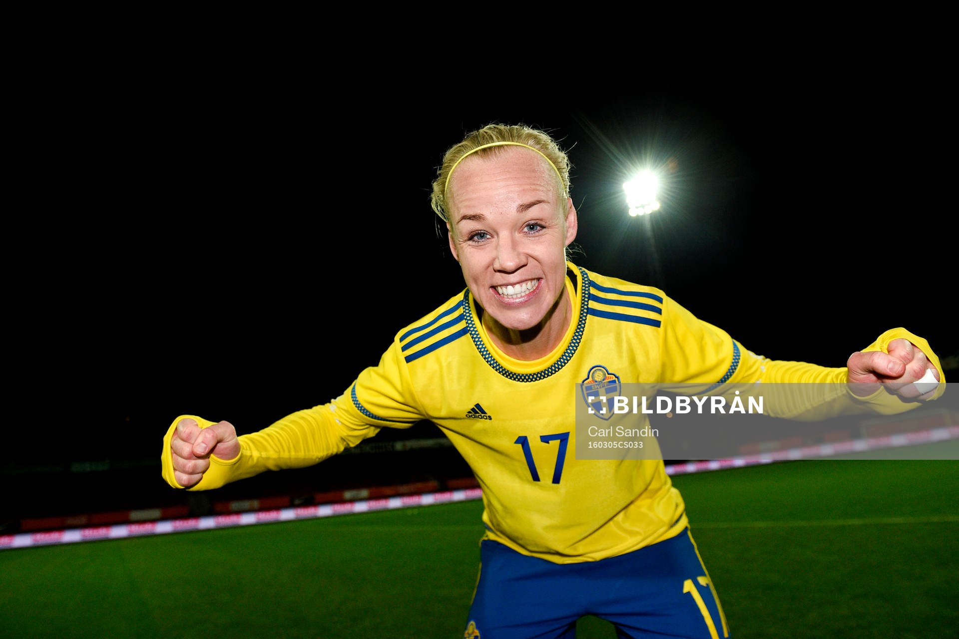 Sveriges Caroline Seger jublar