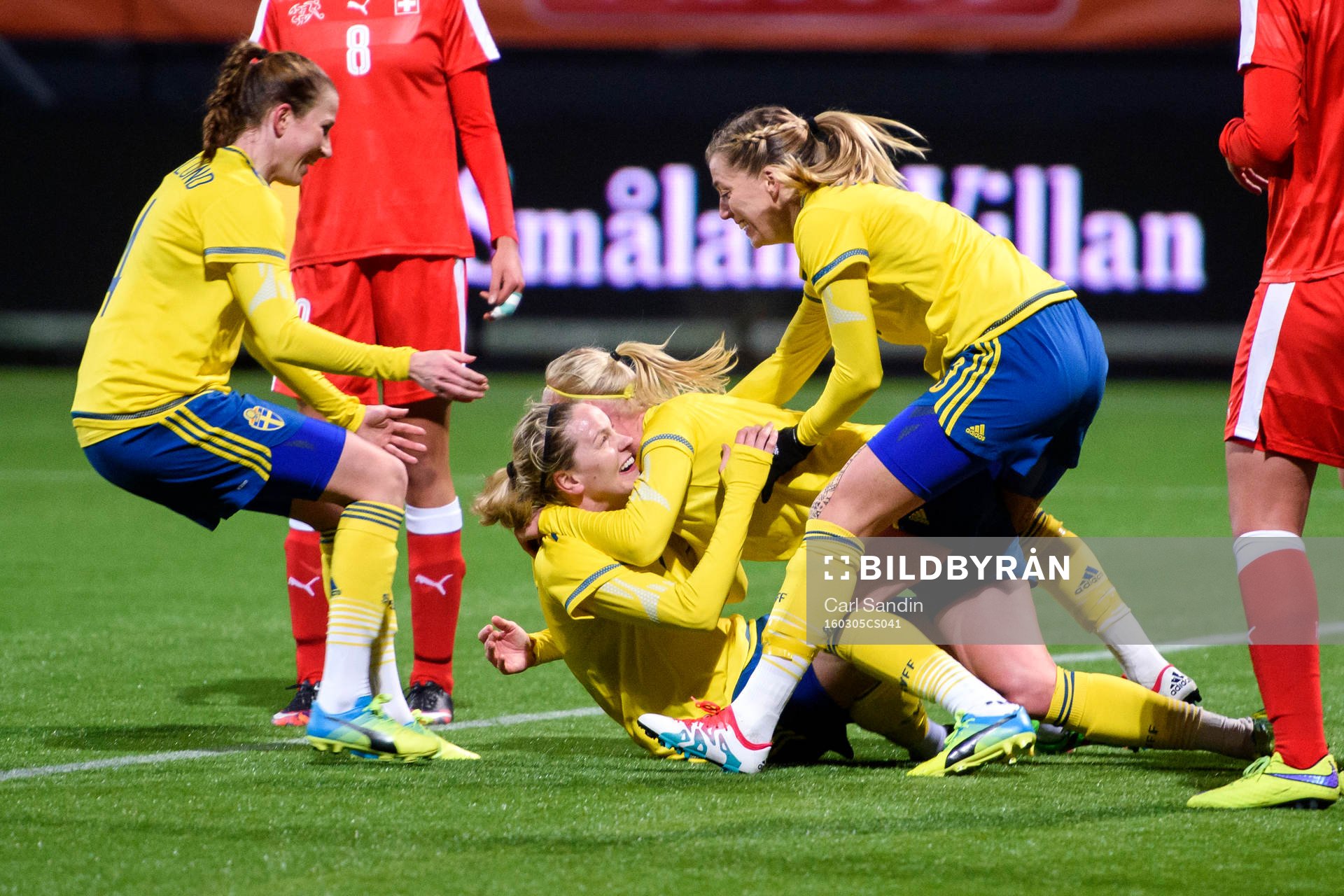 Sveriges Emma Berglund, Lisa Dahlkvist, Caroline Seger och