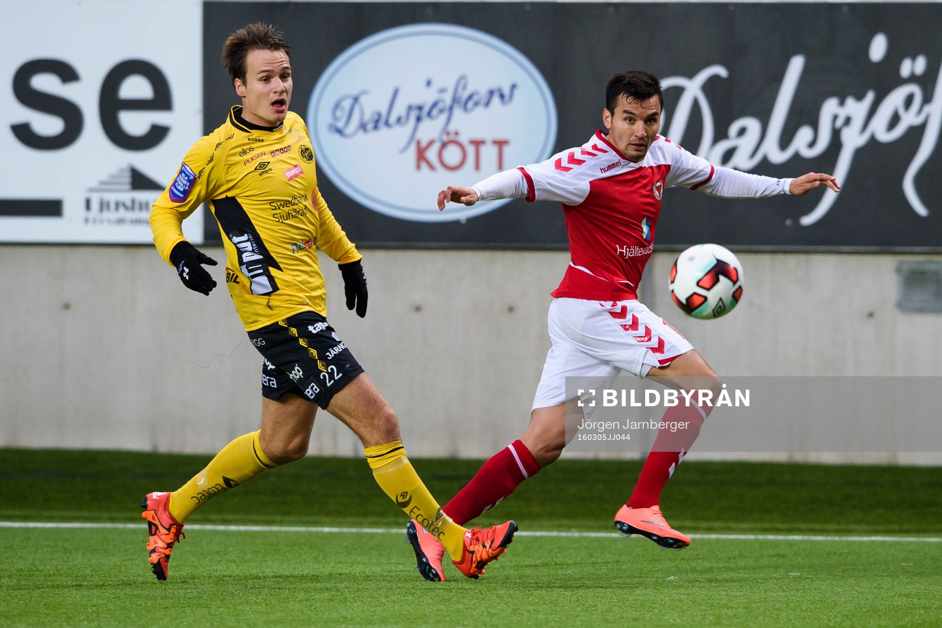 Kalmars Emin Nouri och Elfsborgs Viktor Prodell