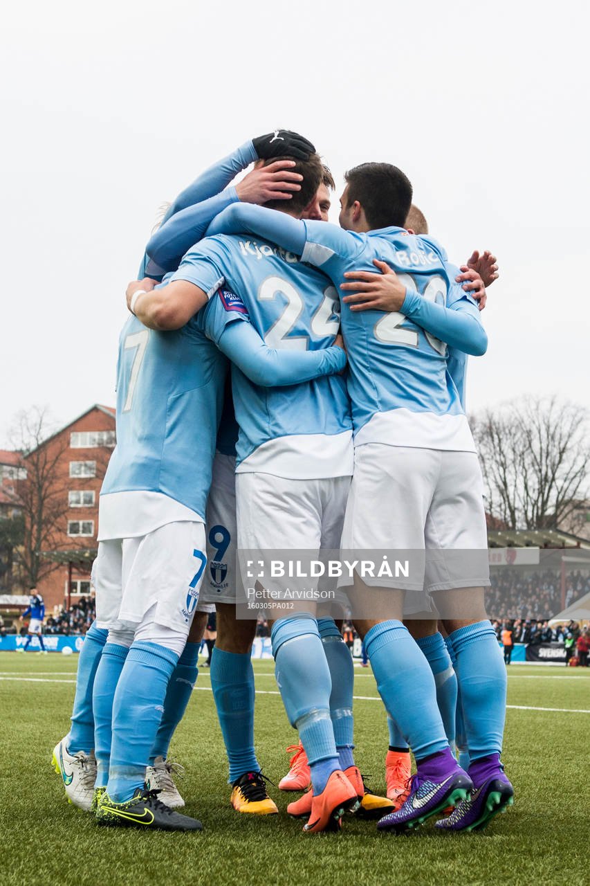 Malmö FFs spelare jublar