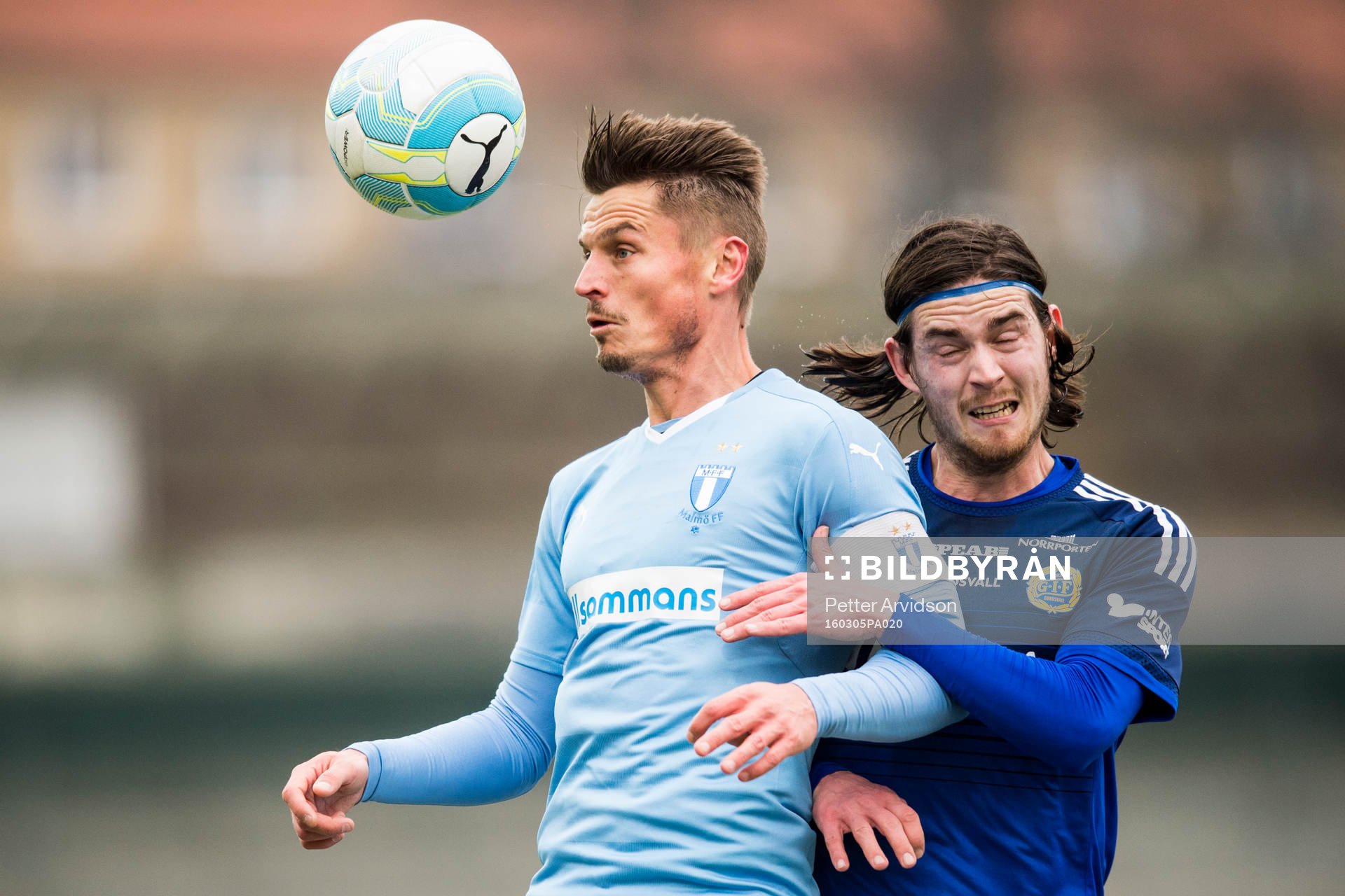 Malmö FFs Markus Rosenberg och Sundsvalls Robin Tranberg