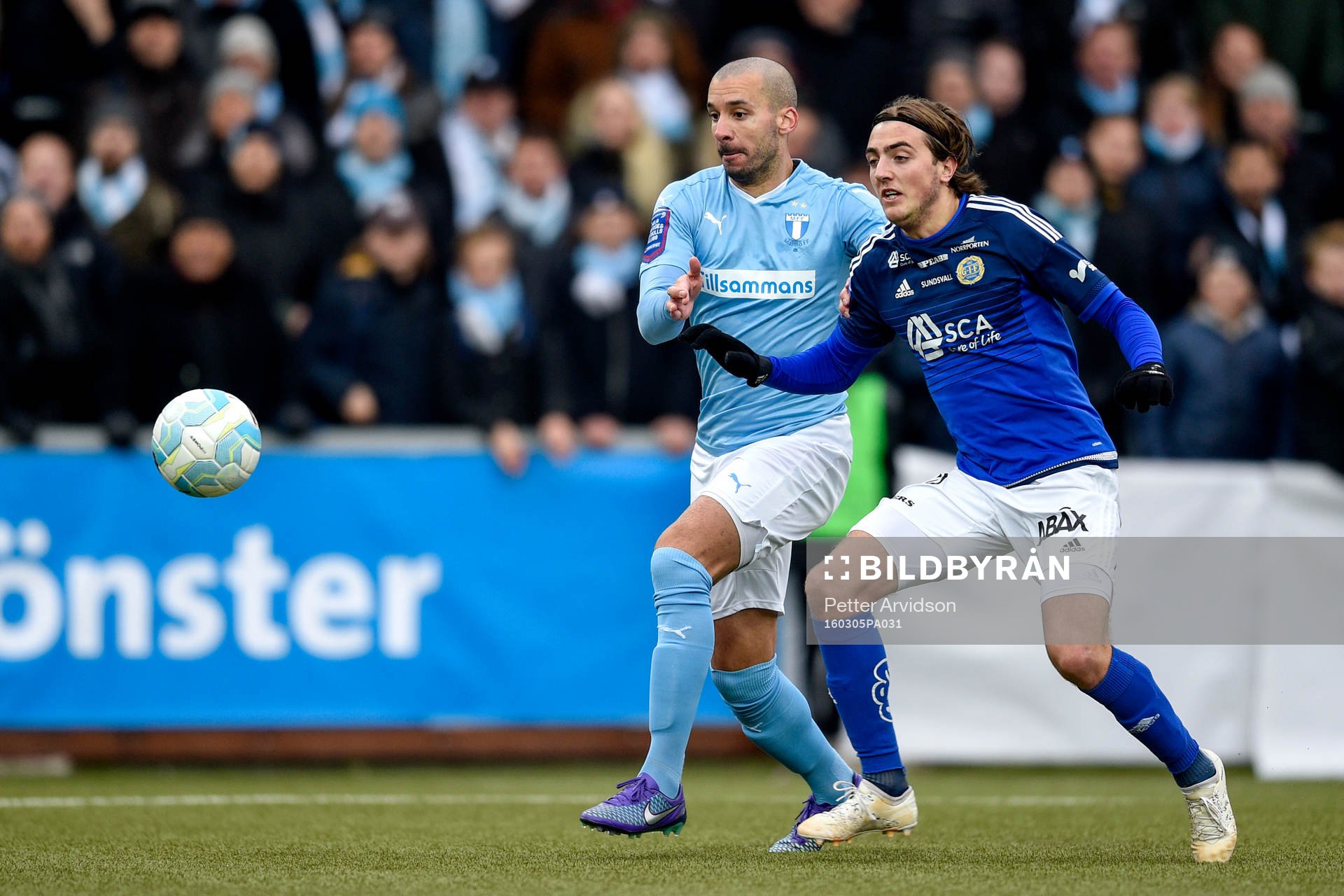 Malmö FFs Guillermo Molins och Sundsvalls Dennis Olsson