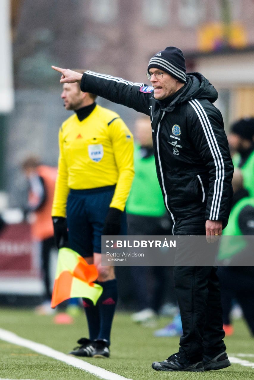Sundsvalls tränare Joel Cedergren