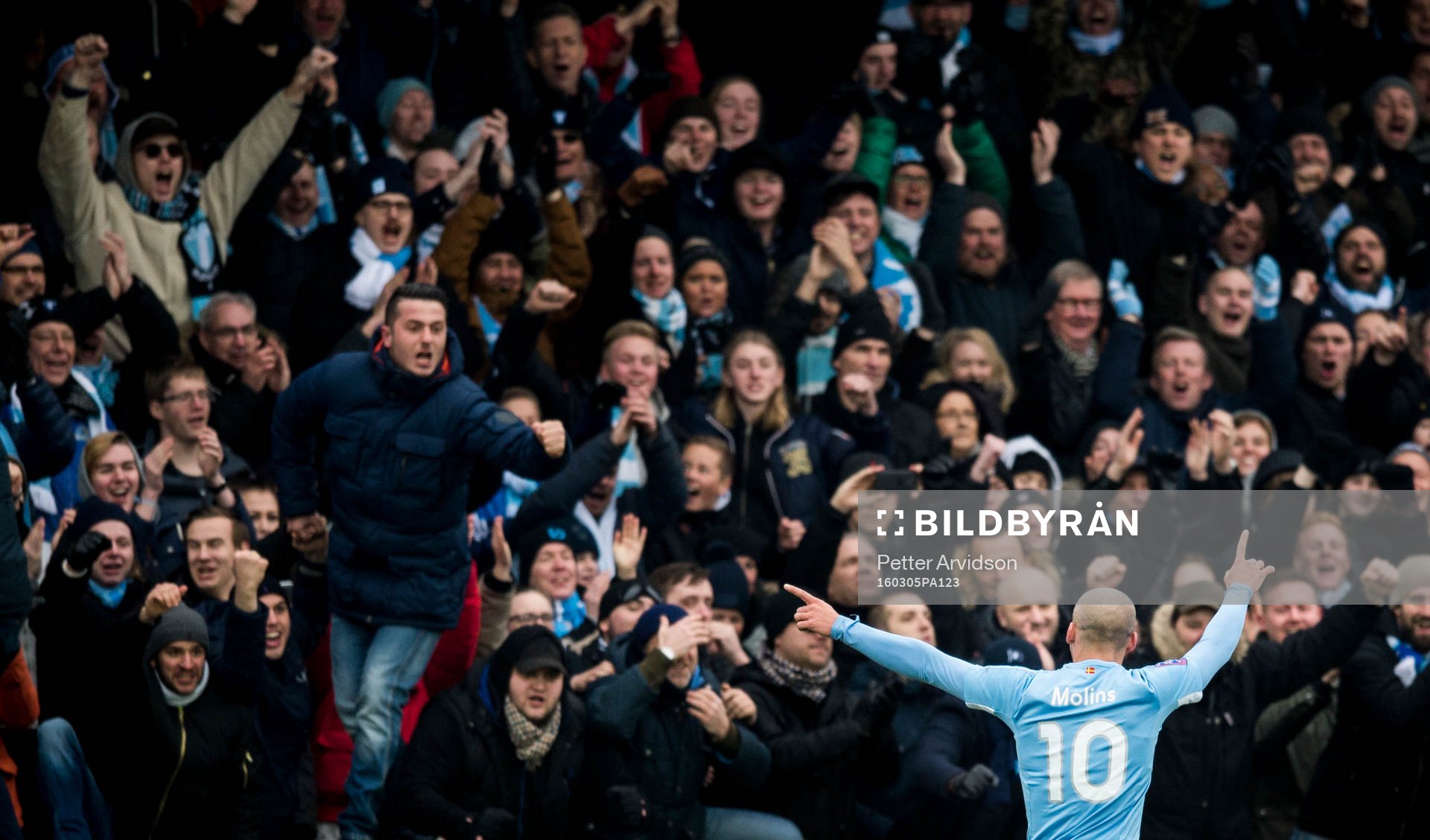 Malmö FFs Guillermo Molins jublar mot publiken