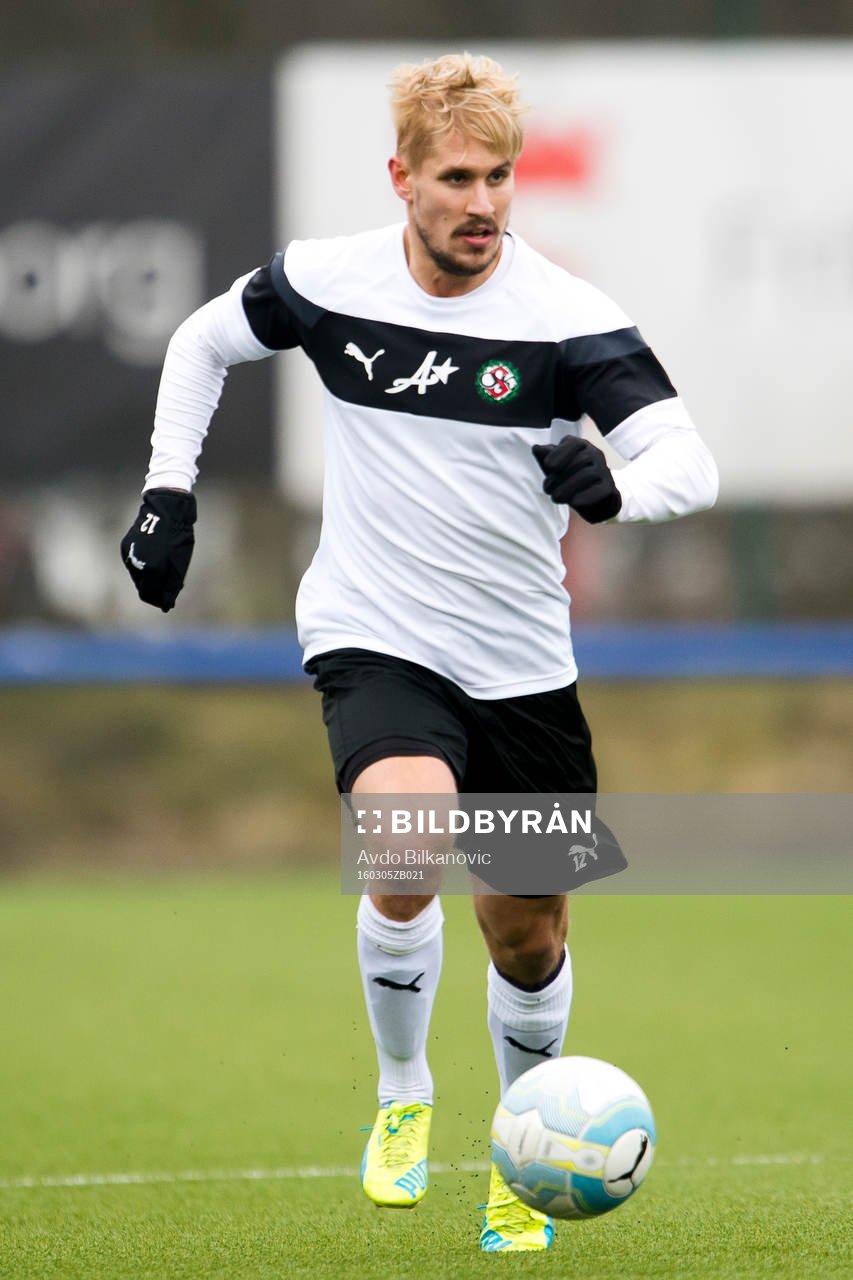 Örebros Daniel Björnqvist under fotbollsmatchen i Svenska Cupen mellan Helsingborg och Örebro den 5 mars 2016 i Helsingborg.