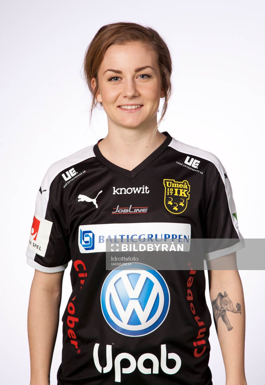 Emma Åberg-Zingmark poserar för ett porträtt den 5 mars 2016 i Umeå.