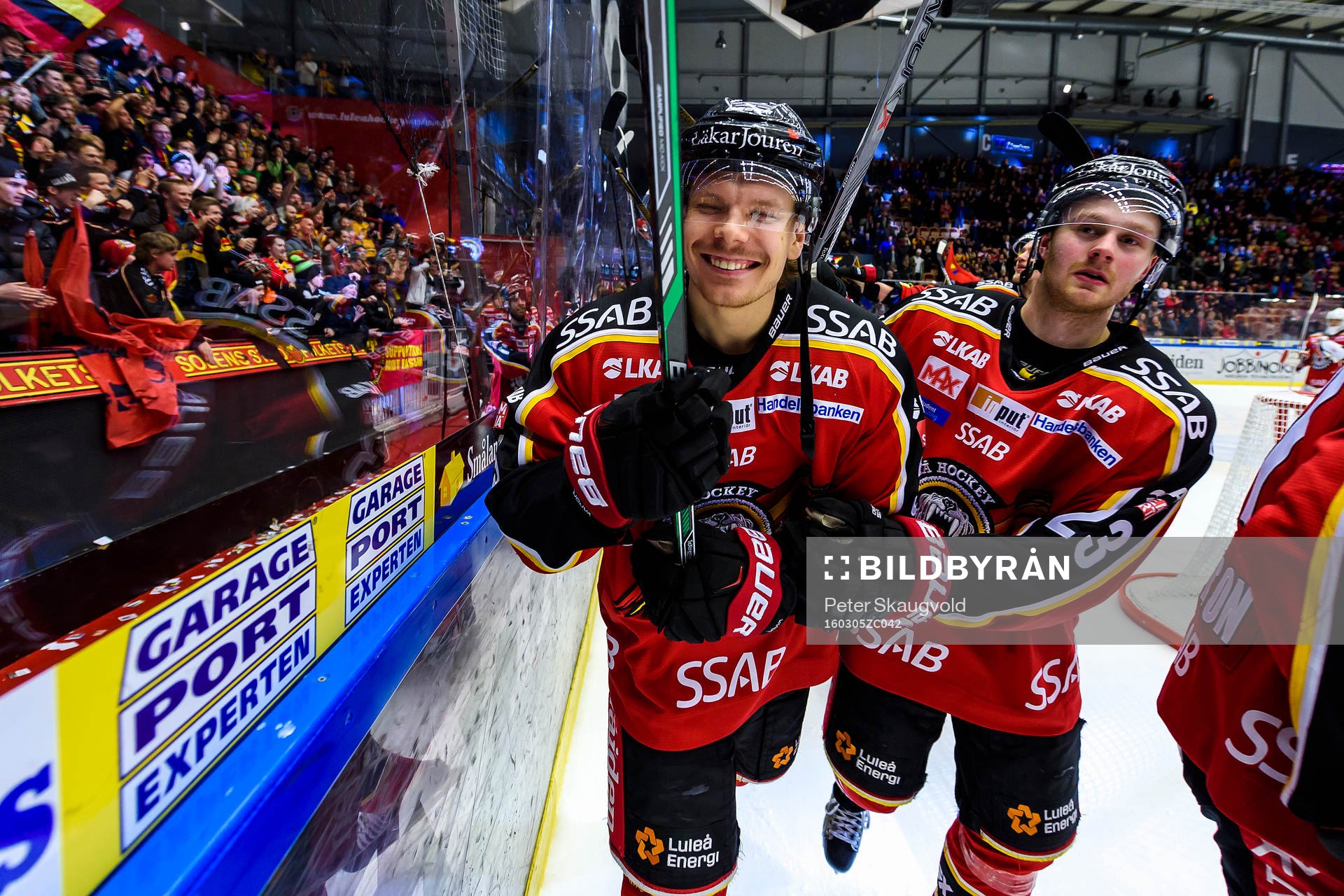 Luleås Marcus Oskarsson (v) och Lucas Wallmark (h) jublar