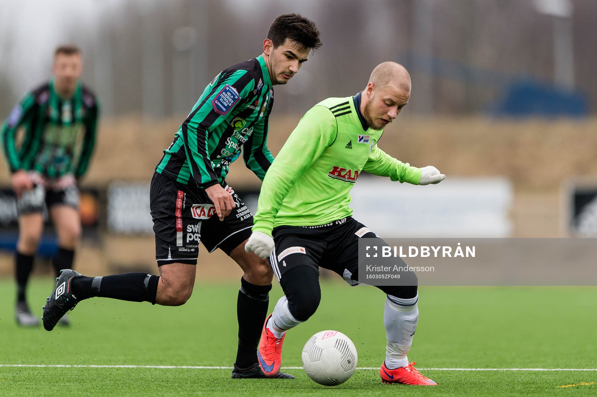 Varbergs Valmir Zekolli och Tenhults Marcus Salomonsson