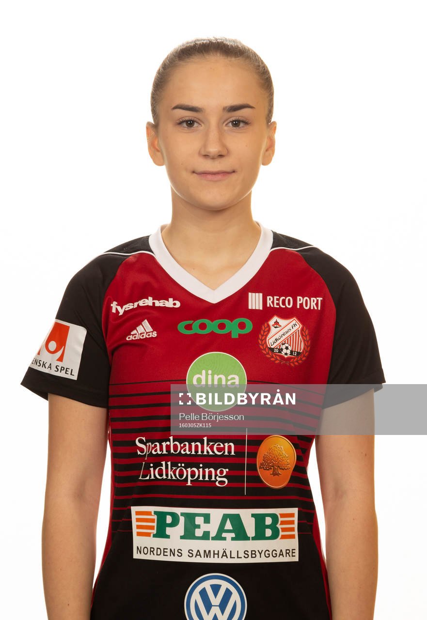 Lidköping Stina Thomsen poserar för ett porträtt den 5 mars 2020 i Lidköping.