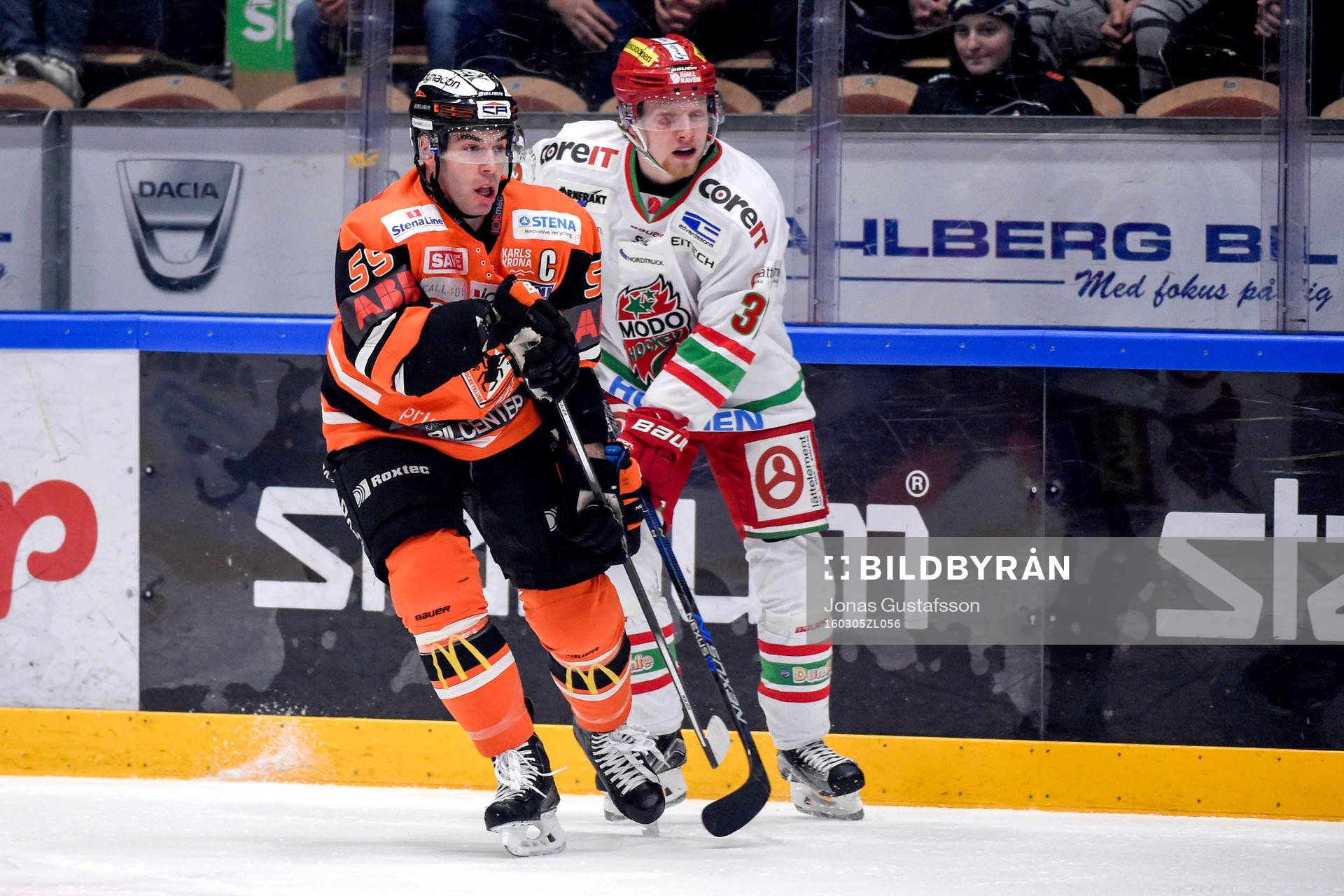 Karlskronas Julien Brouillette och Modos Jesper Lindgren