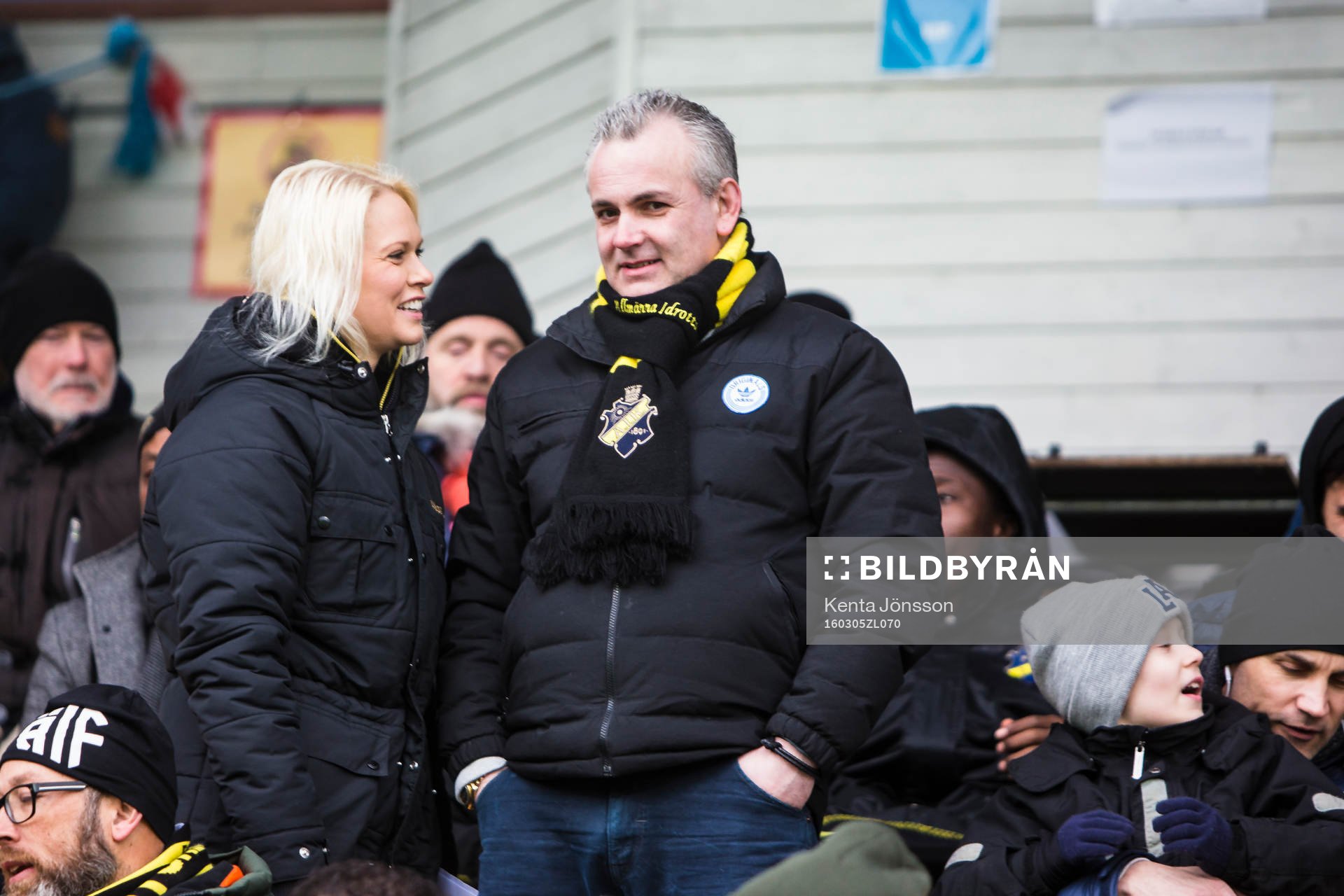 s ordförande Johan Segui på läktaren