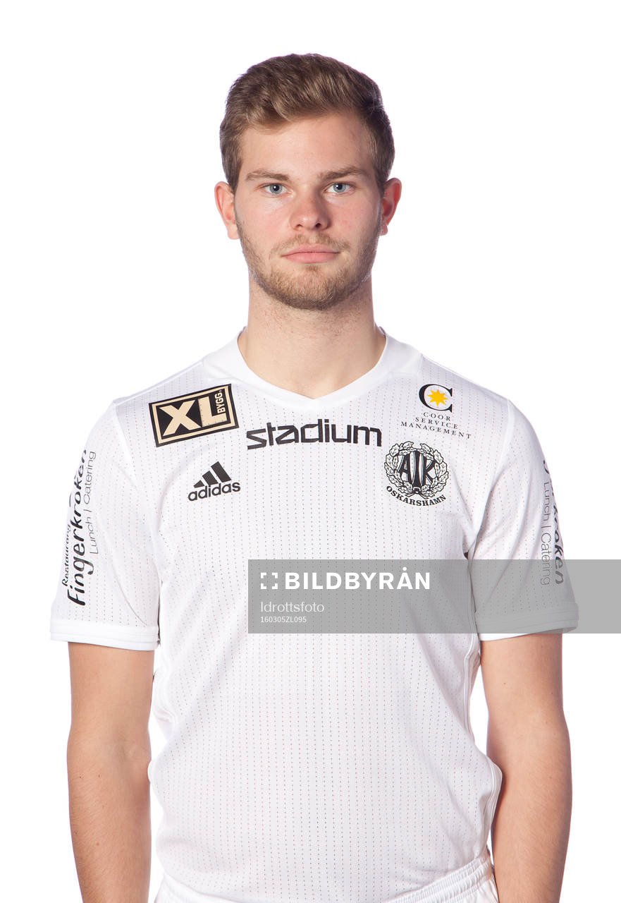 Måns Olström poserar för ett porträtt den 5 mars 2016 i Oskarshamn.