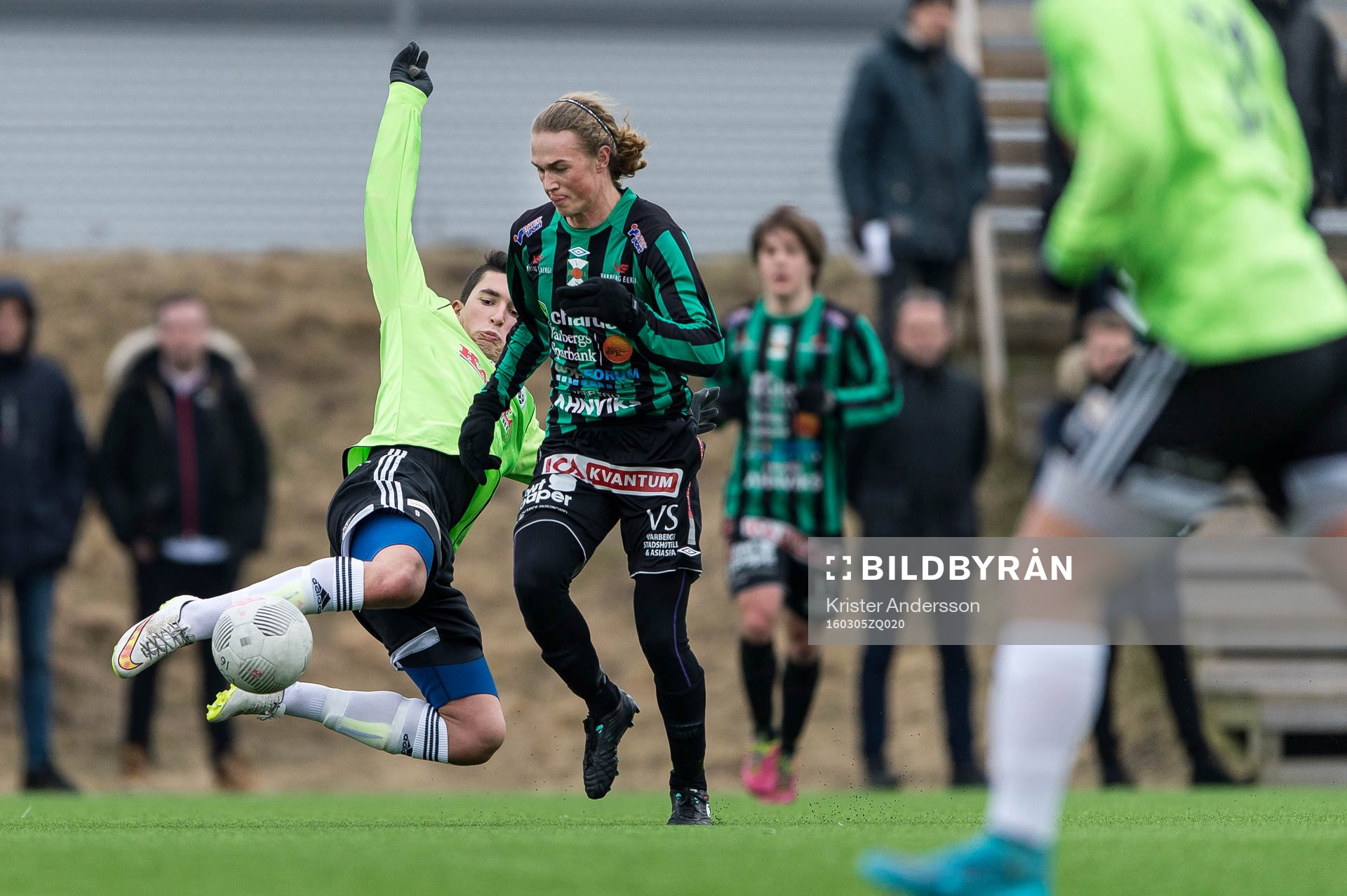 Tenhults Merdin Kojic och Varbergs Oliver Nåfors