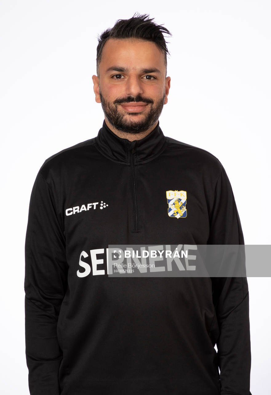 IFK Göteborgs head coach Poya Asbaghi