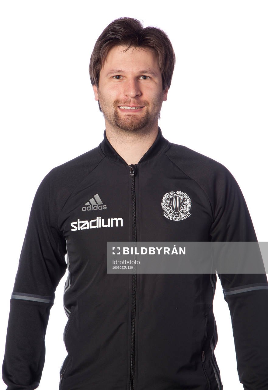 Maksim Skut poserar för ett porträtt den 5 mars 2016 i Oskarshamn.