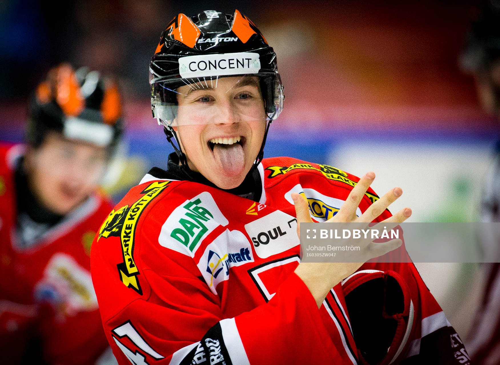Örebros Joel Mustonen gör 2-1 och gör tecken för att