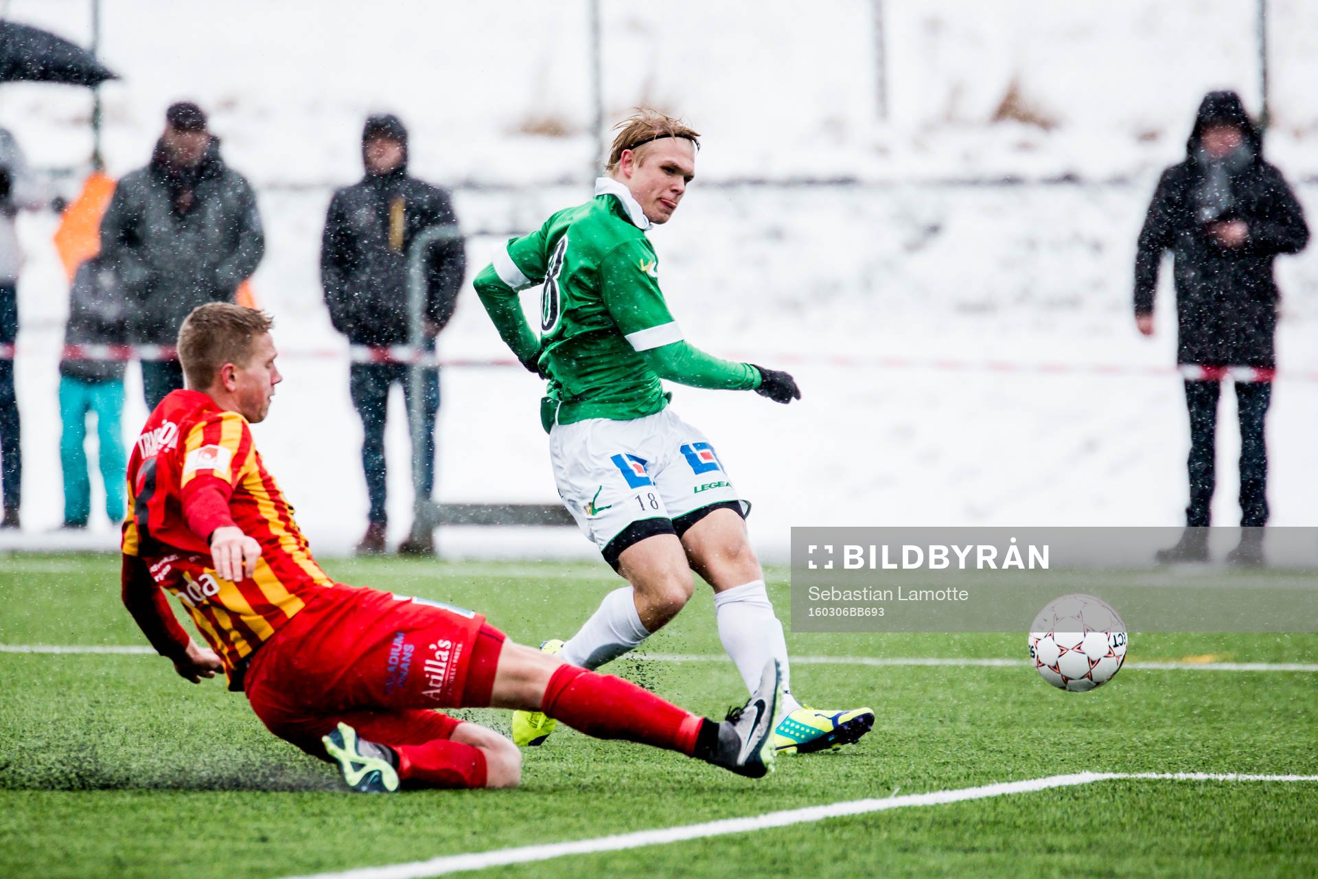 Ljungskiles Linus Tornblad med friläge