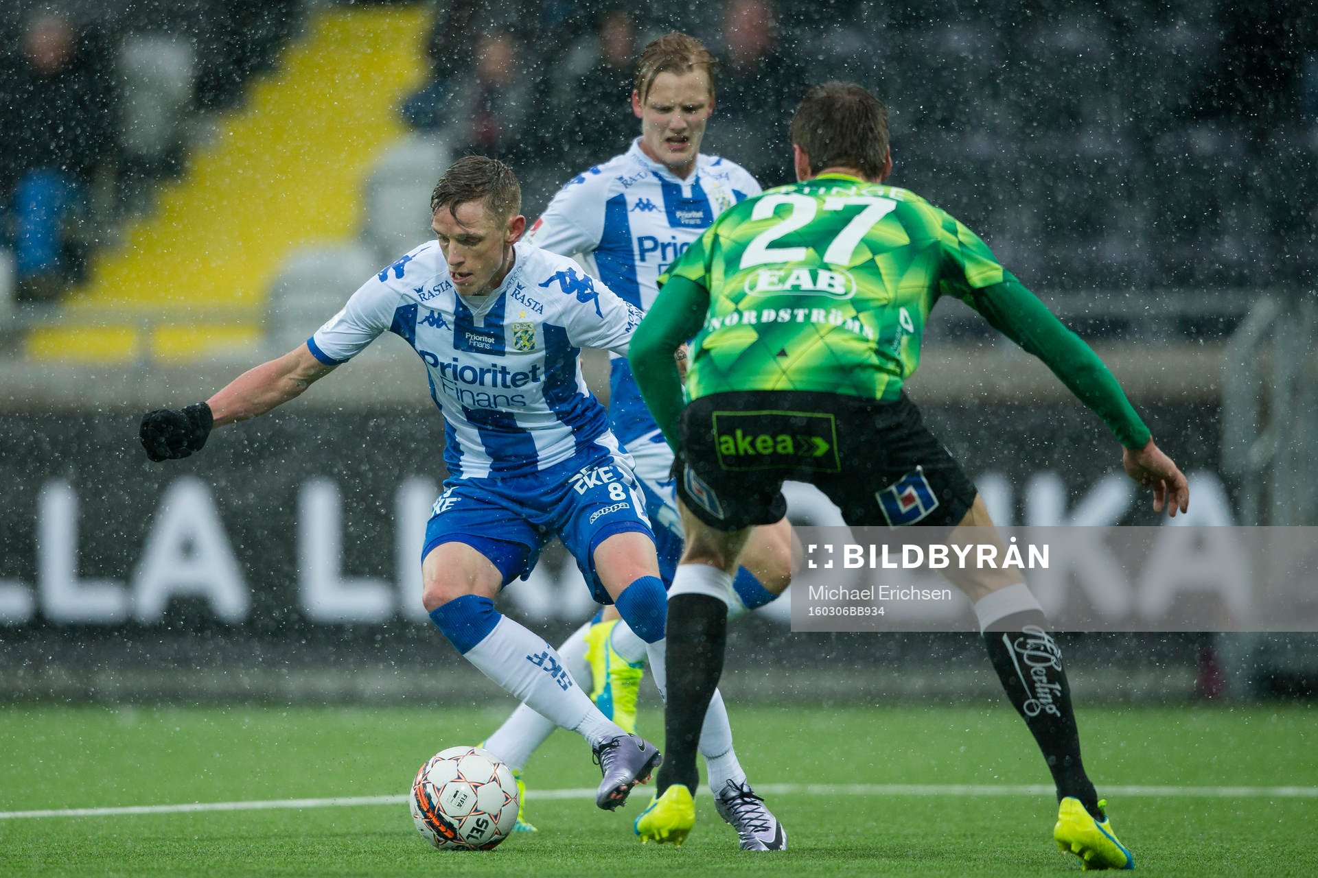 IFK Göteborgs Sören Rieks mot Halmstads Marcus Johansson