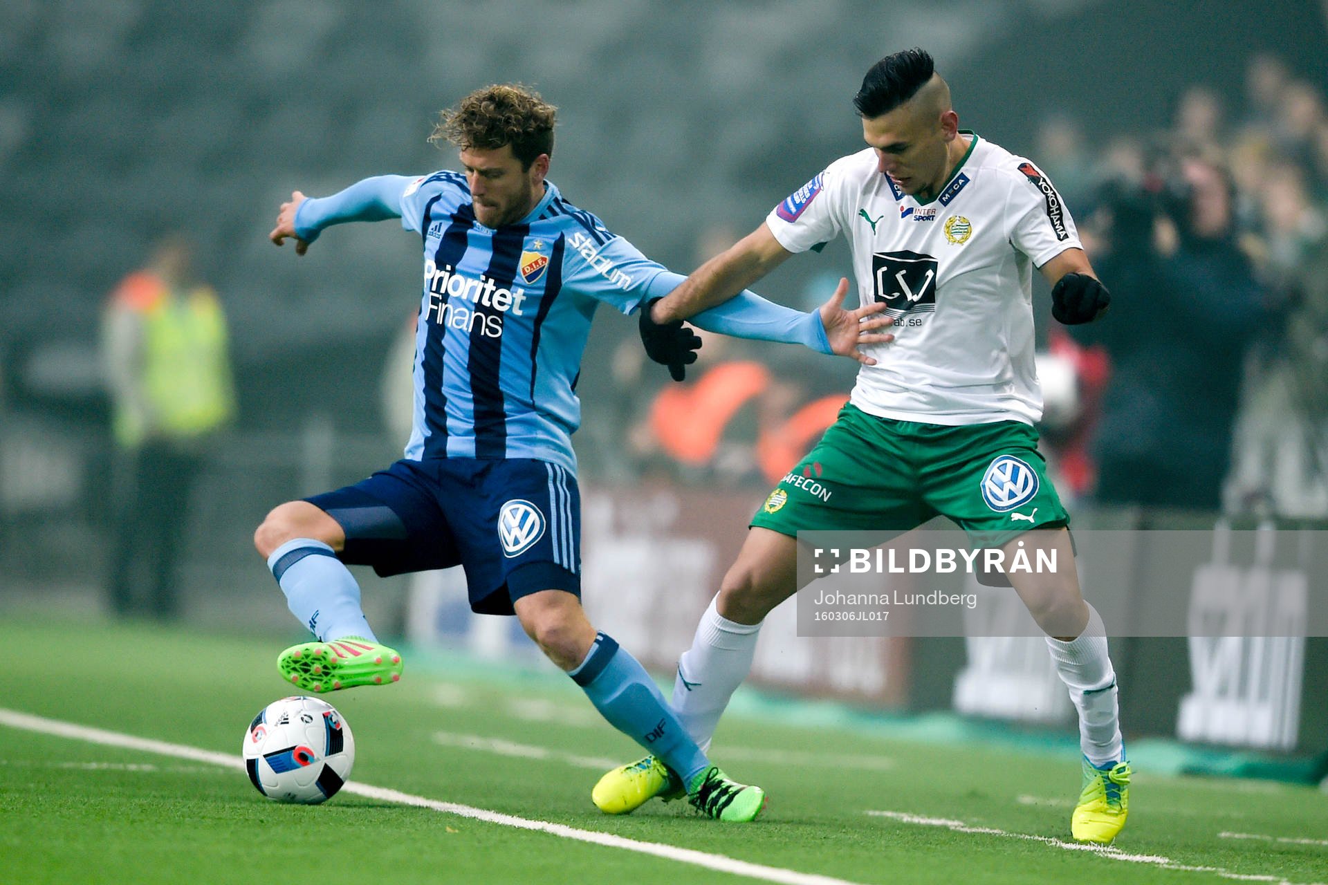 Hammarbys Alexssander Medeiros de Azeredo och Djurgårdens