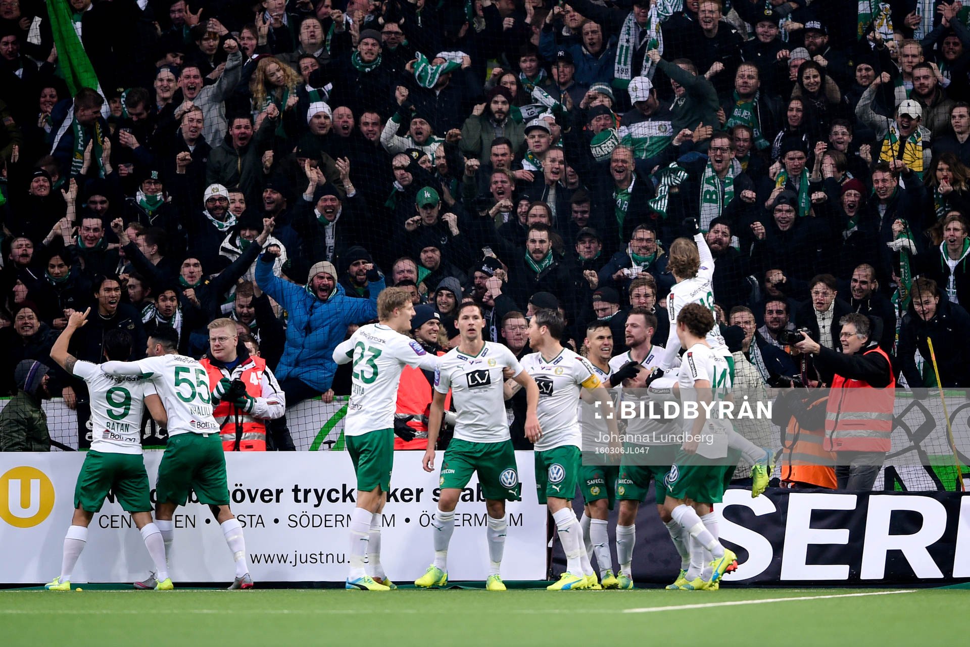 Hammarbys Philip Haglund jublar