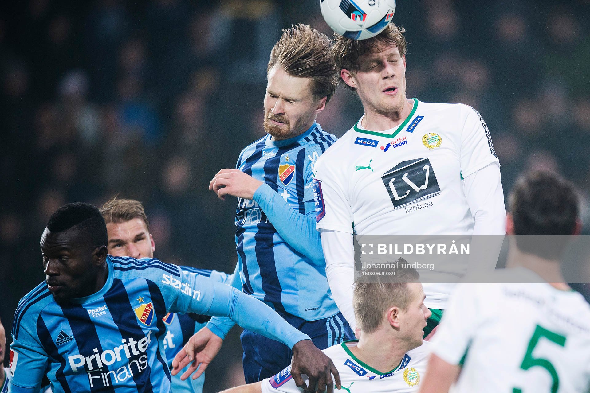 Djurgårdens Jacob Une Larsson och Hammarbys Lars Saetra
