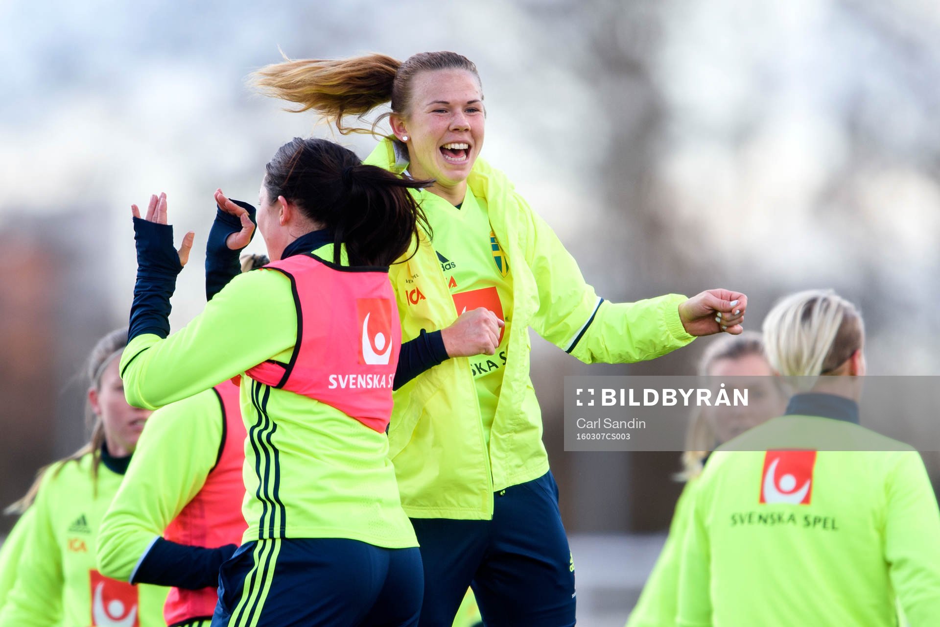 Sveriges Jessica Samuelsson under en träning med det svenska damlandslaget i fotboll den 7 mars 2016 i Rotterdam.