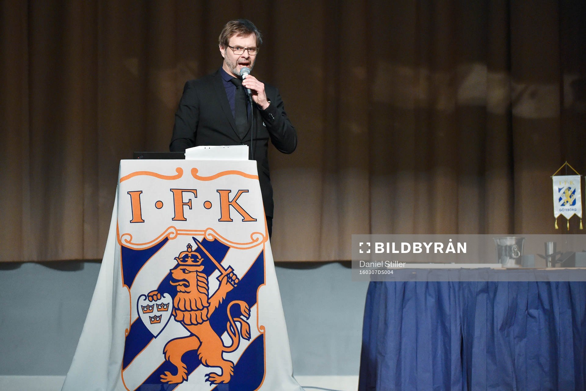 Ordförande Karl Jartun öppnar IFK Göteborgs årsmöte