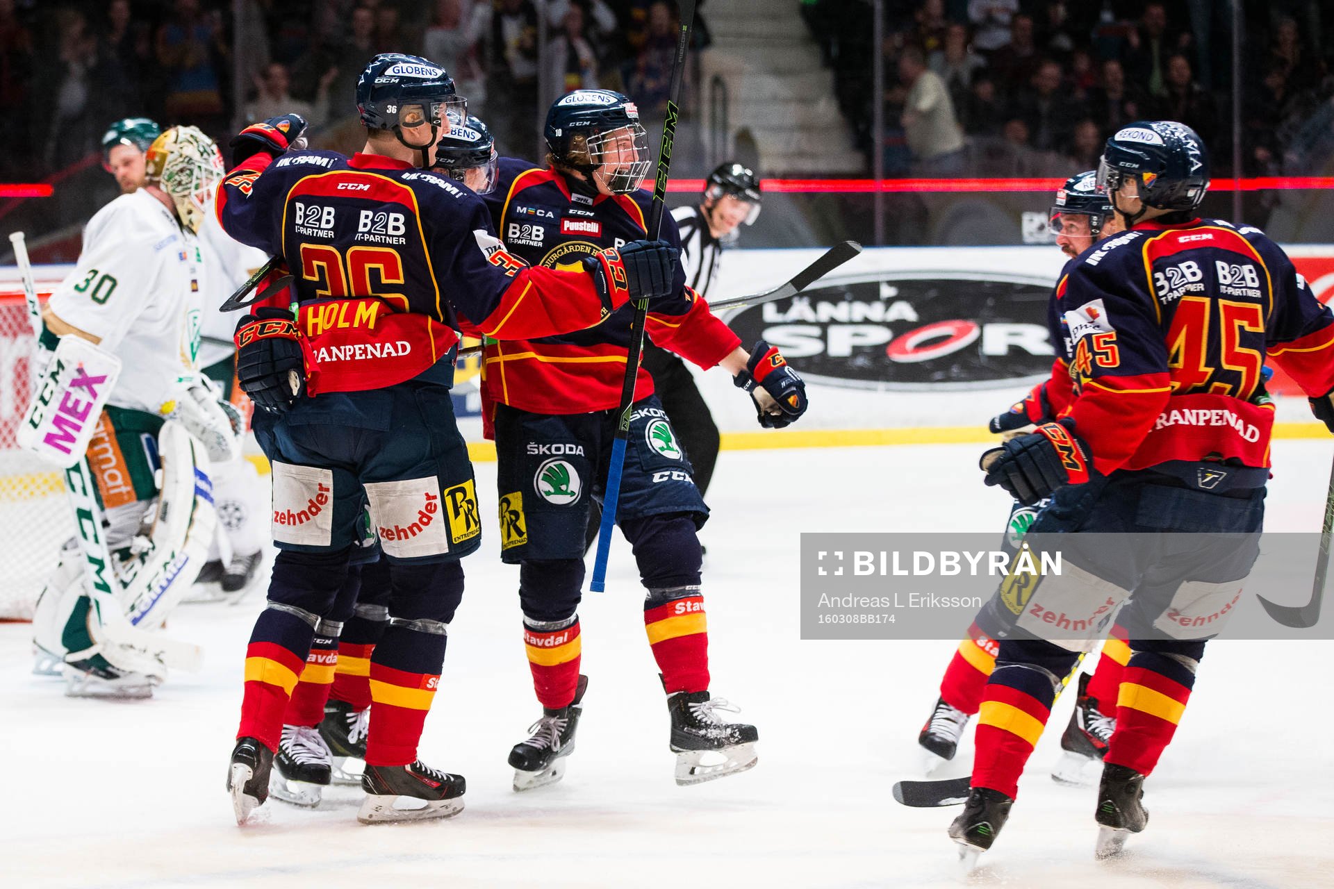 Djurgårdens Marcus Davidsson (m) jublar