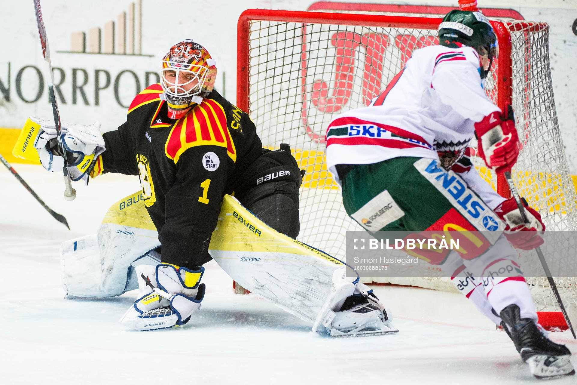 Brynäs målvakt Felix Sandström
