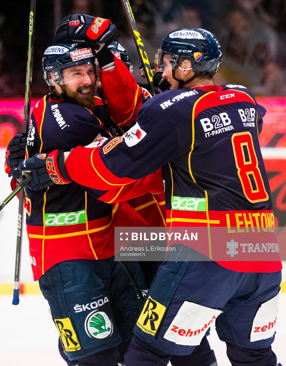 Djurgårdens Mikael Ahlén jublar