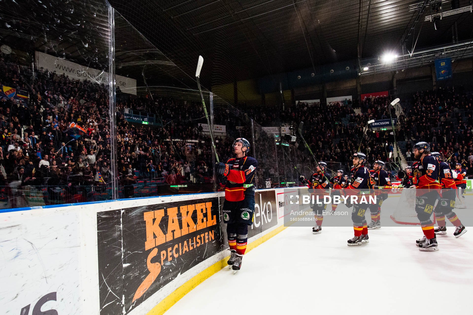 Djurgårdens spelare tackar publiken