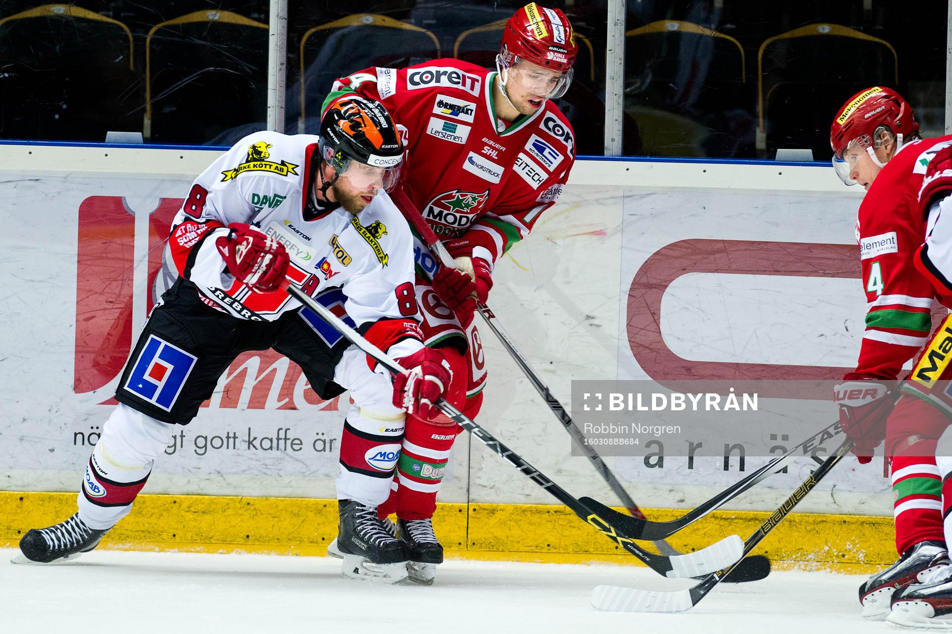 Örebros Viktor Ekbom, Modos Emil Pettersson och Modos Carl