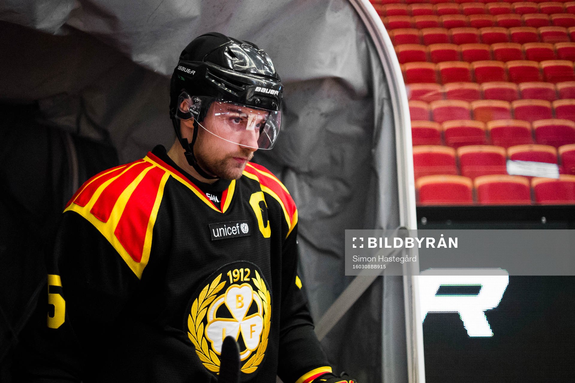 Brynäs Lukas Kilström före ishockeymatchen i SHL mellan
