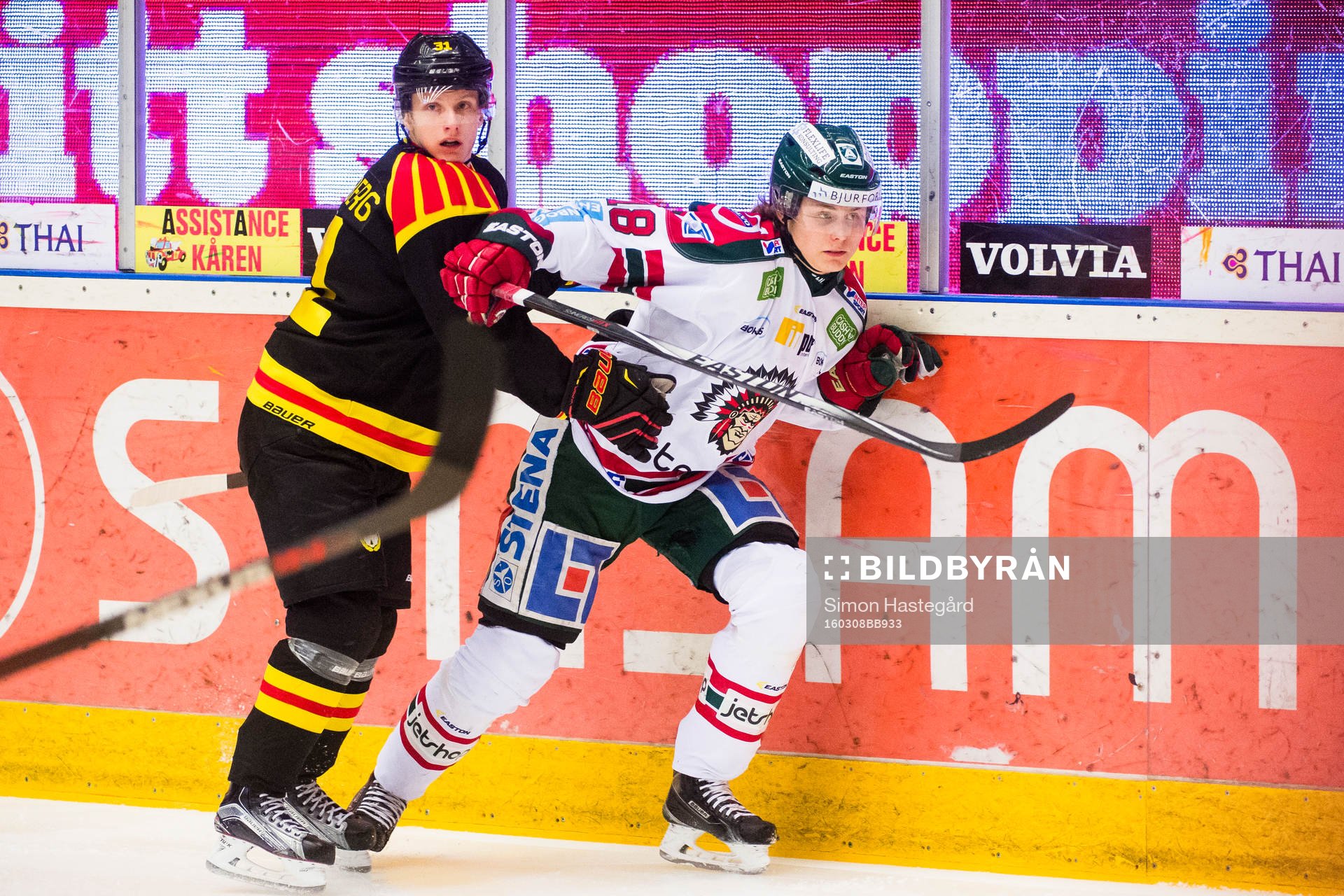Brynäs Daniel Mannberg och Frölundas John Dahlström