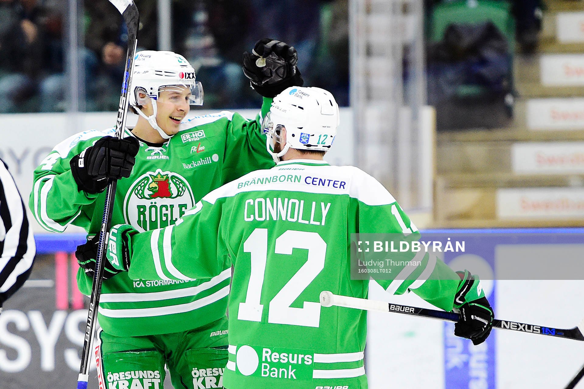 Rögles Erik Santesson (tv) gör 1-0 och jublar med Jack
